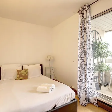 Apartment Pour 4 Pers Proche Des Buttes Chaumont *