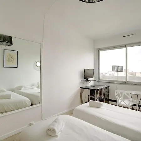 Pour 4 Pers Proche Des Buttes Chaumont Apartment *